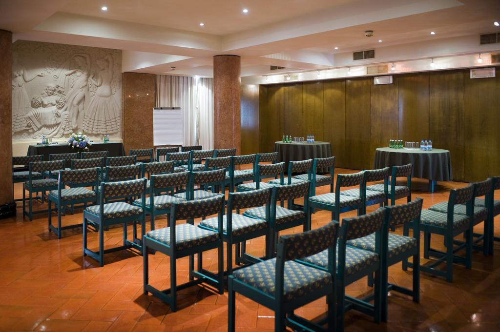 O Hotel Astoria Монфортиньо Екстериор снимка